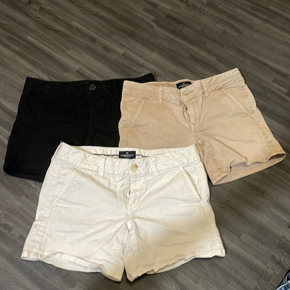 3 pairs of American eagle shorts 2size 4 black size 2